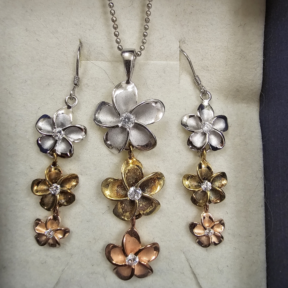 COPY - Necklace earring set from Hawaii